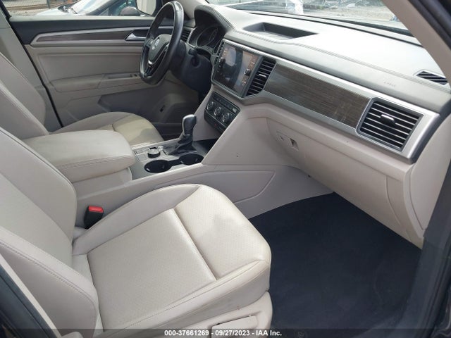 1V2LR2CA2JC525577 Volkswagen Atlas 3.6l V6 Se