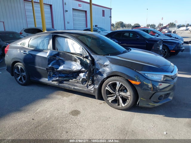 Honda Civic Touring 2016 19XFC1F93GE006387 Image 12
