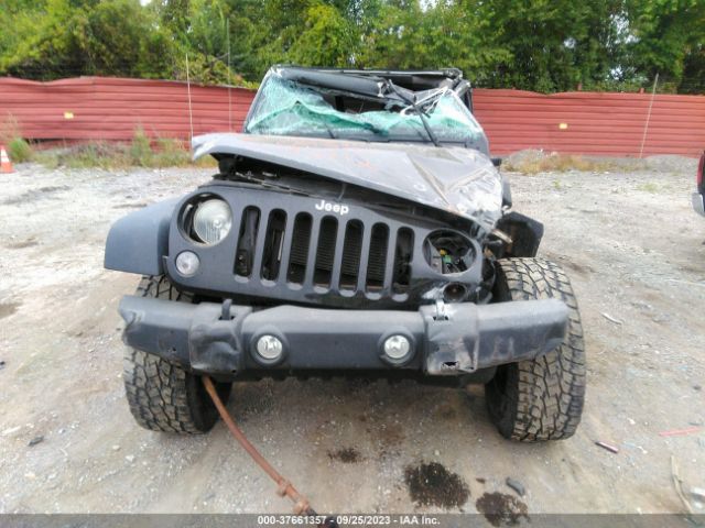 1C4BJWDG1EL176335 Jeep Wrangler Unlimited Sport