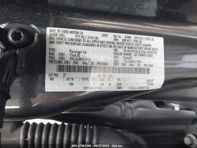 Ford FOCUS S 2016 1FADP3E23GL355705 Image 9