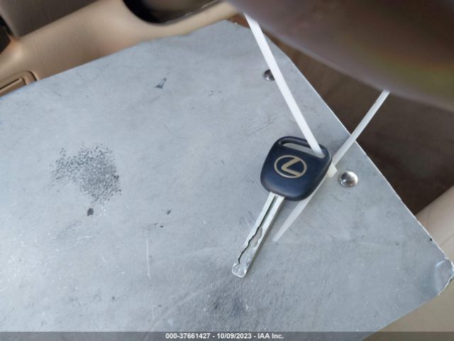 1990 LEXUS LS JT8UF11E9L0003188 Photo 10