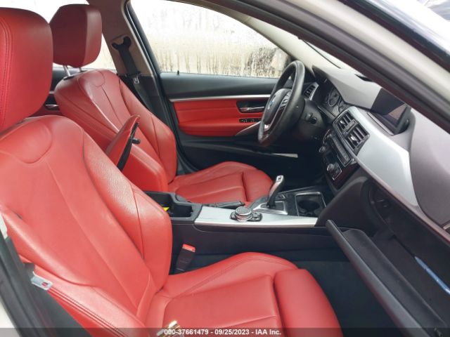 WBA8A3C53HK691059 BMW 320i Xdrive
