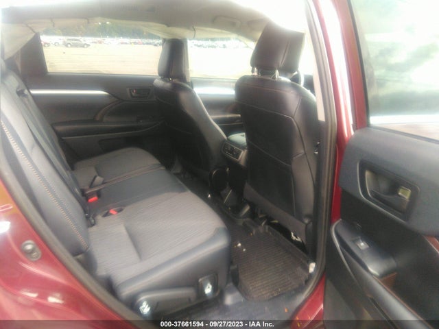 Toyota Highlander Le 2019 5TDBZRFH4KS925929 Image 8
