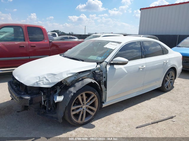1VWAT7A3XGC046762 Volkswagen Passat 1.8t R-line W/comfort Pkg