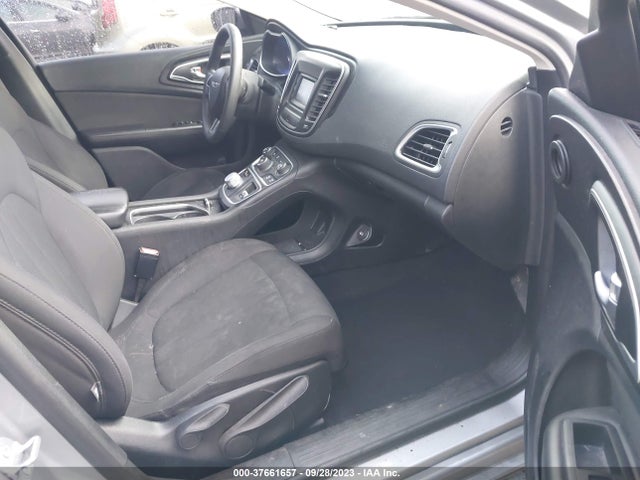1C3CCCAB8FN628376 Chrysler 200 Limited