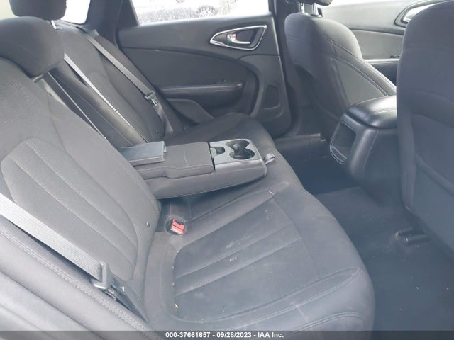 1C3CCCAB8FN628376 Chrysler 200 Limited