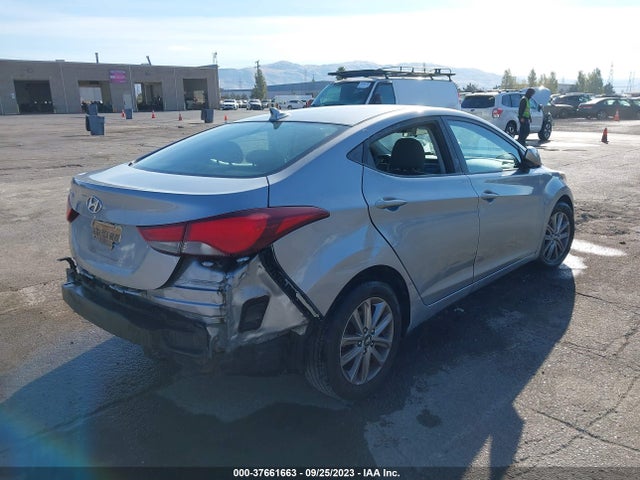 Hyundai ELANTRA SE 2015 5NPDH4AE8FH605987 Image 4