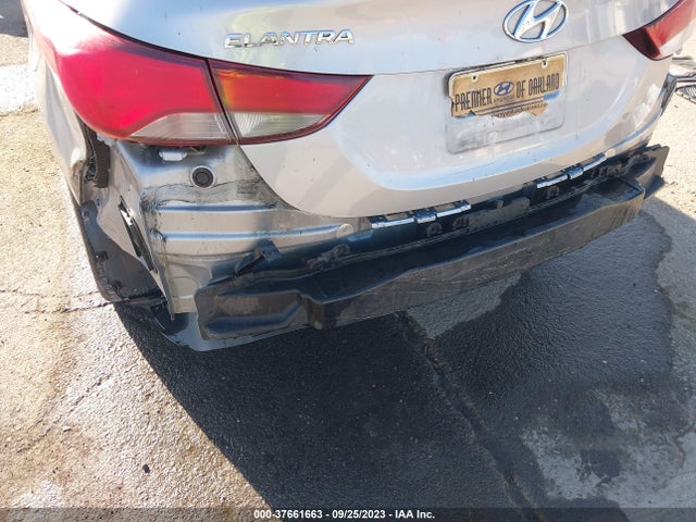 Hyundai ELANTRA SE 2015 5NPDH4AE8FH605987 Image 6