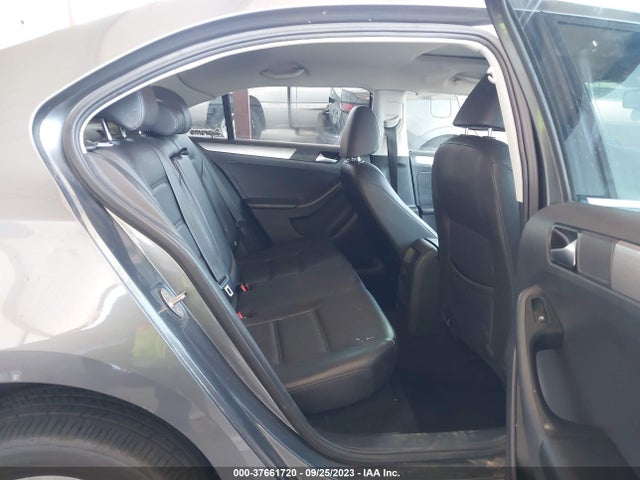 3VWDB7AJXHM412007 Volkswagen Jetta 1.4t Se