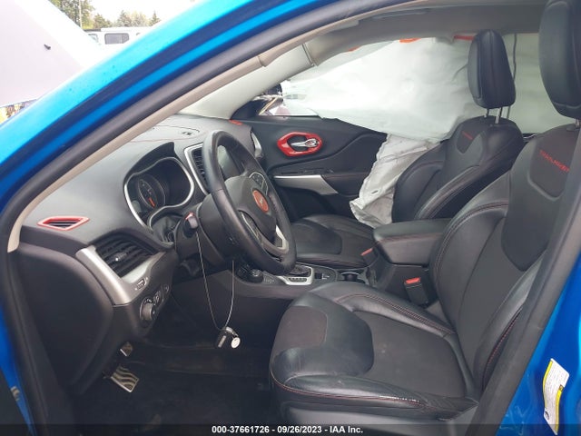 1C4PJMBS1HW584869 Jeep Cherokee Trailhawk