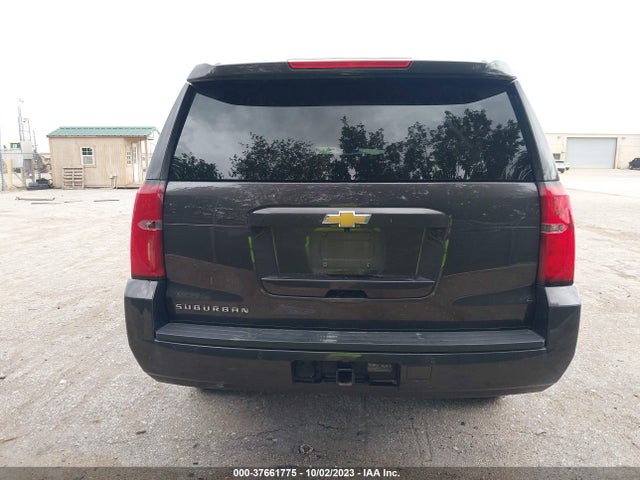 Chevrolet Suburban Ls 2018 1GNSKGEC9JR264045 Image 16