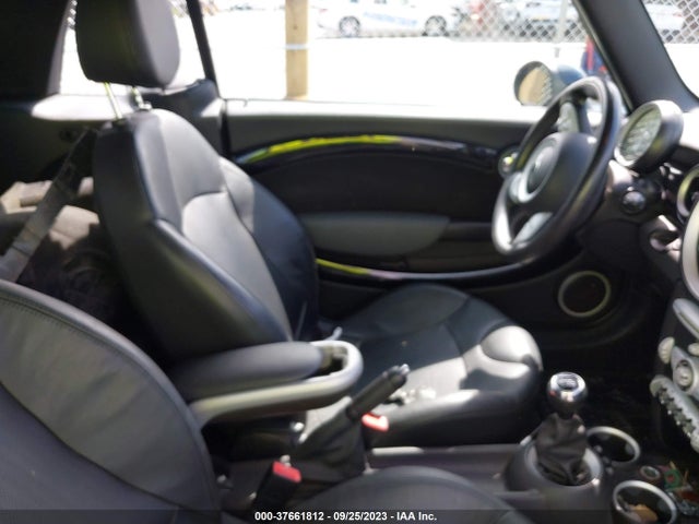 2010 MINI COOPER S WMWMS3C52ATY51623 Photo 4