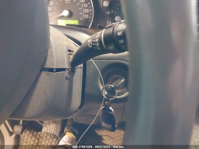 2008 KIA SEDONA LX VIN: KNDMB233786266198