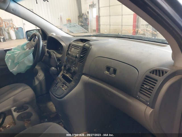 2008 KIA SEDONA LX VIN: KNDMB233786266198