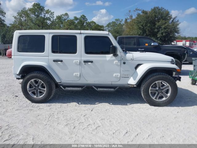 1C4HJXEG1JW204609 Jeep Wrangler Unlimited Sahara