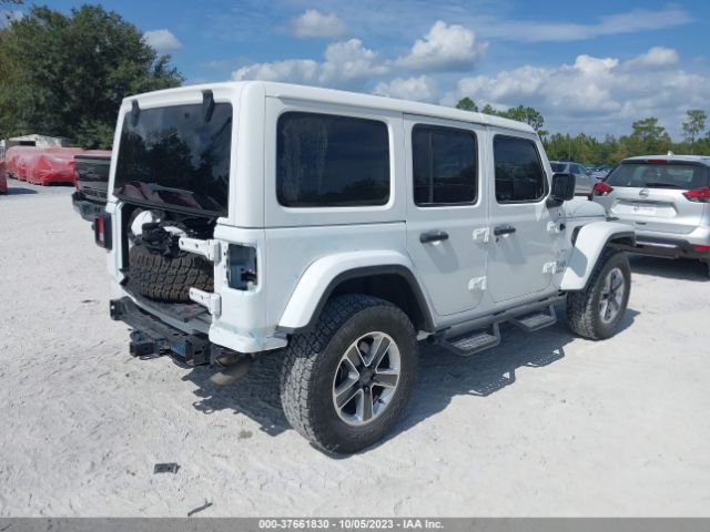 1C4HJXEG1JW204609 Jeep Wrangler Unlimited Sahara