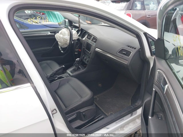 3VWH17AU9HM527714 Volkswagen Golf Alltrack S/se/sel