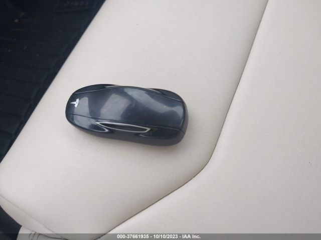 5YJSA1E29JF275049 Tesla Model S 75d/100d/p100d