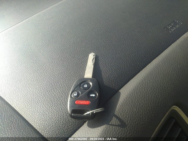 2013 HONDA CIVIC SDN LX VIN: 19XFB2F53DE240711