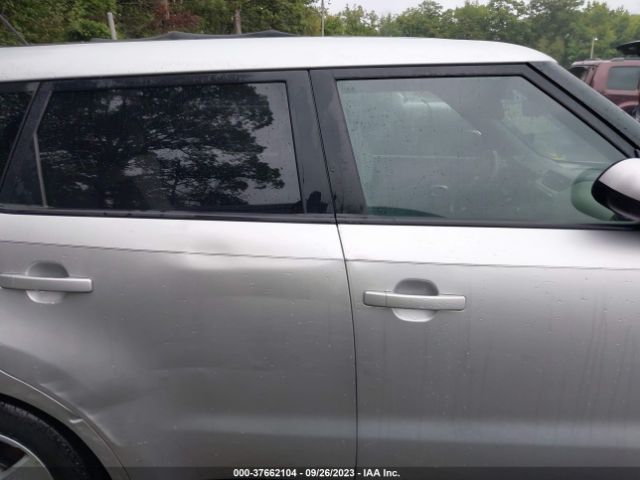 KNDJN2A28K7641733 KIA Soul Base
