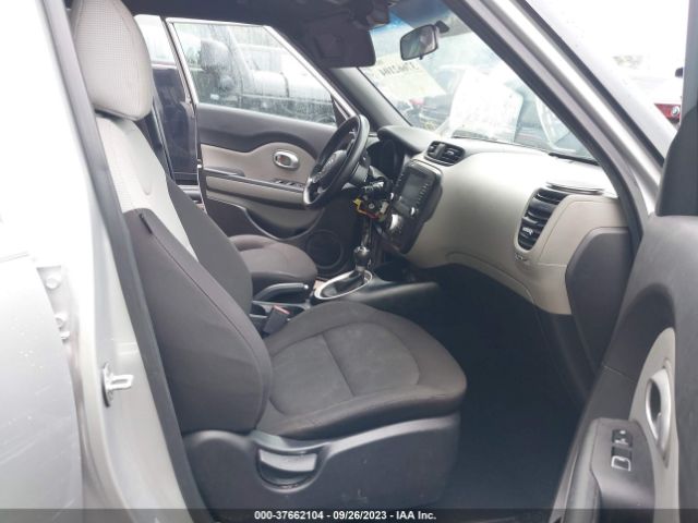 KNDJN2A28K7641733 KIA Soul Base