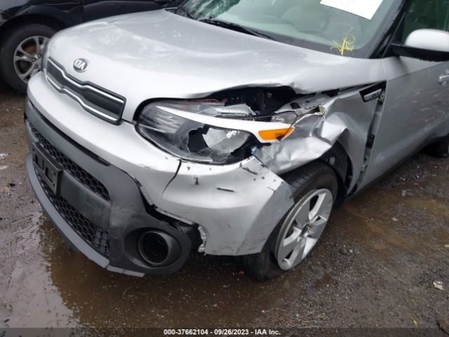 KNDJN2A28K7641733 KIA Soul Base