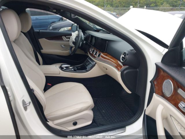 WDDZF4KB1JA310235 Mercedes-Benz E-class E 300