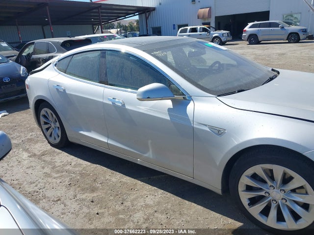 Tesla Model S 90d/70d/75d/60d/85d 2016 5YJSA1E29GF147466 Image 3