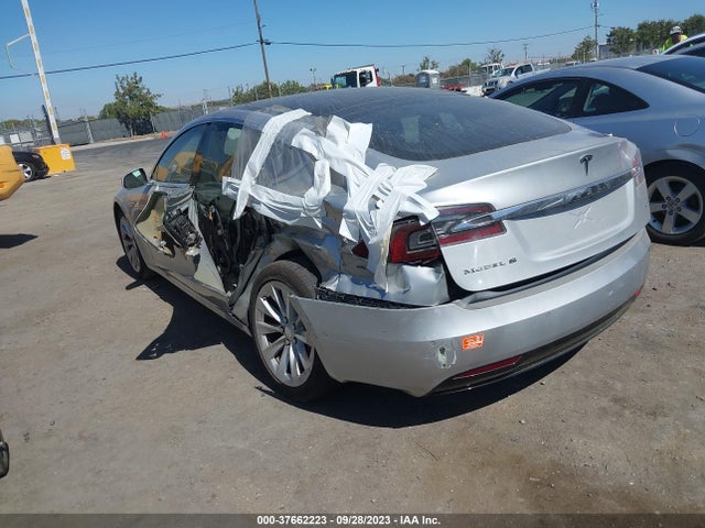 Tesla Model S 90d/70d/75d/60d/85d 2016 5YJSA1E29GF147466 Image 9