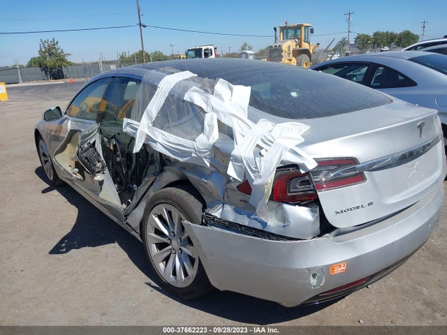 Tesla Model S 90d/70d/75d/60d/85d 2016 5YJSA1E29GF147466 Image 12