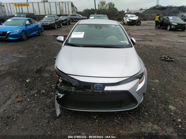 Toyota Corolla Hybrid Le 2022 JTDEAMDE3N3008700 Image 13
