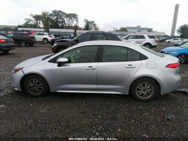 Toyota Corolla Hybrid Le 2022 JTDEAMDE3N3008700 Image 15