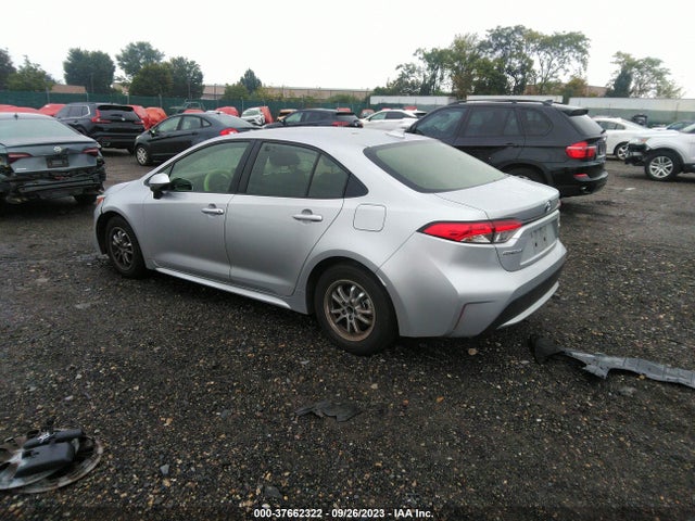 Toyota Corolla Hybrid Le 2022 JTDEAMDE3N3008700 Image 3