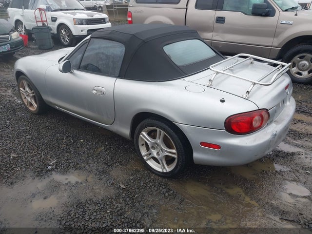 2005 MAZDA MX-5 MIATA CLOTH VIN: JM1NB353650413116