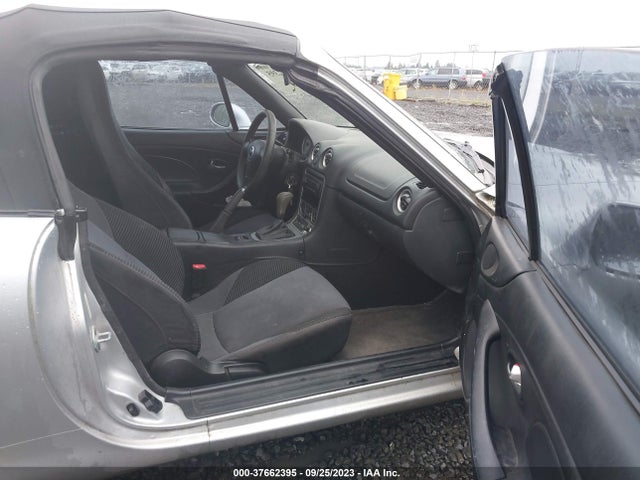 2005 MAZDA MX-5 MIATA CLOTH VIN: JM1NB353650413116