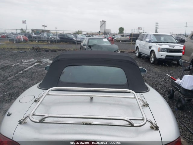 2005 MAZDA MX-5 MIATA CLOTH VIN: JM1NB353650413116