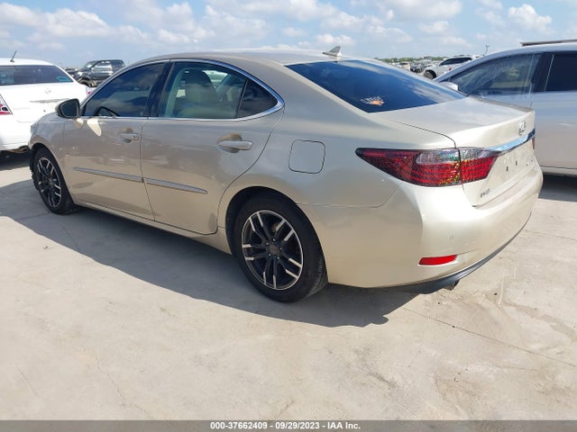 37662409 :رقم المزاد ، JTHBK1GG4D2024676 vin ، 2013 Lexus Es 350 4dr Sdn مزاد بيع