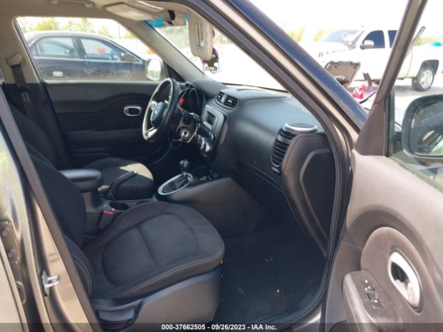 KNDJN2A29G7306164 KIA Soul Base