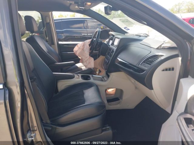 2C4RDGCG0KR735356 Dodge Grand Caravan Sxt