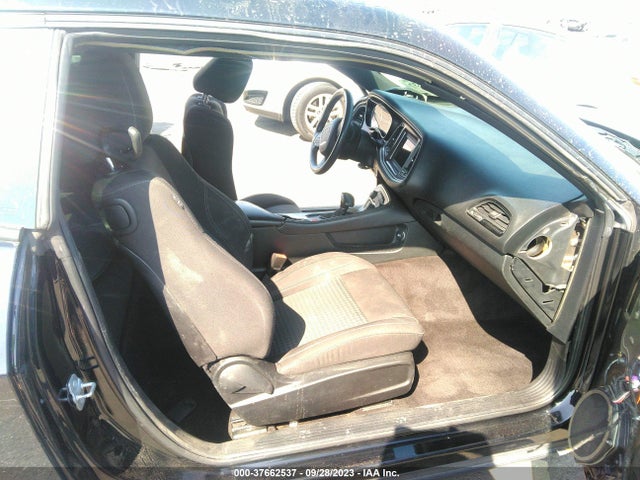 Dodge Challenger Sxt 2018 2C3CDZAGXJH245634 Image 5