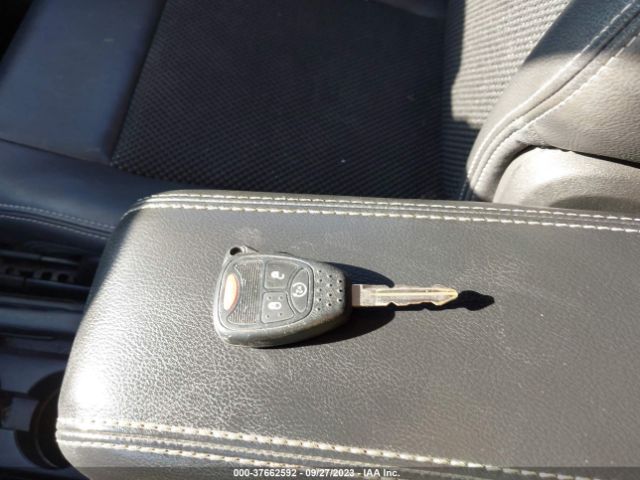 1C4NJCEB2ED737568 Jeep Compass Latitude