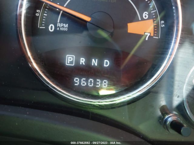 1C4NJCEB2ED737568 Jeep Compass Latitude