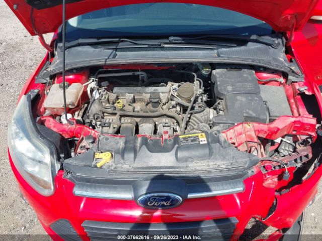 1FADP3K2XEL175641 Ford FOCUS SE