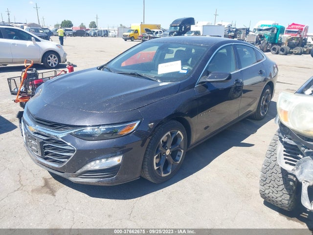 Chevrolet MALIBU LT 2022 1G1ZD5ST8NF130024 Image 2