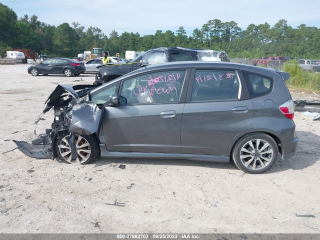 2012 HONDA FIT SPORT VIN: JHMGE8H50CC015002