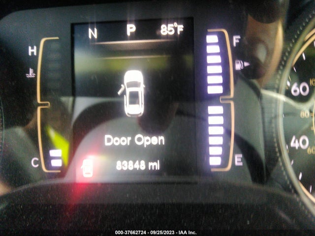 2016 JEEP CHEROKEE LATITUDE VIN: 1C4PJMCS0GW331684