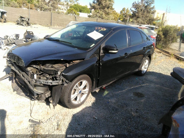 1FADP3F26EL374566 Ford FOCUS SE