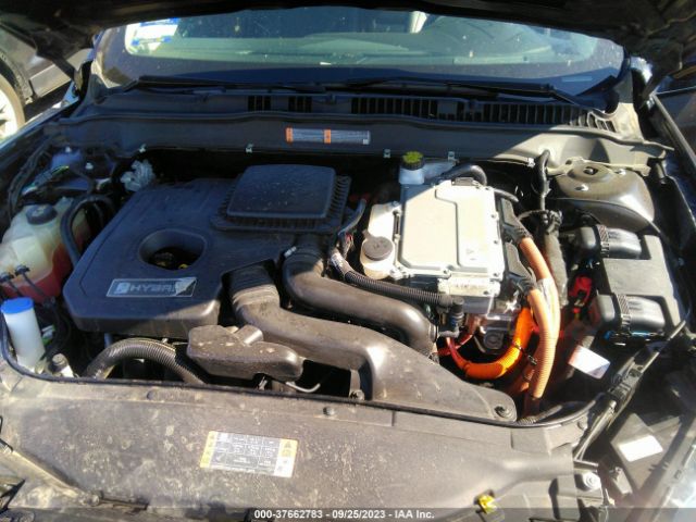 3FA6P0RU8KR134887 Ford Fusion Hybrid Titanium