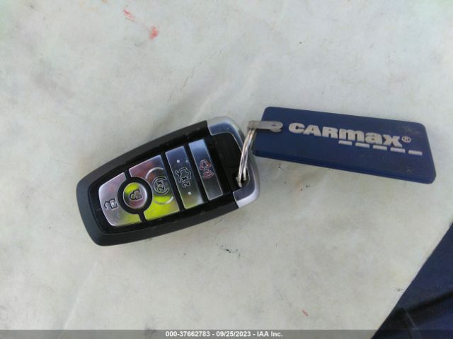3FA6P0RU8KR134887 Ford Fusion Hybrid Titanium