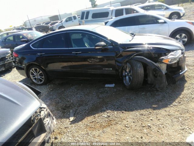 3FA6P0RU8KR134887 Ford Fusion Hybrid Titanium